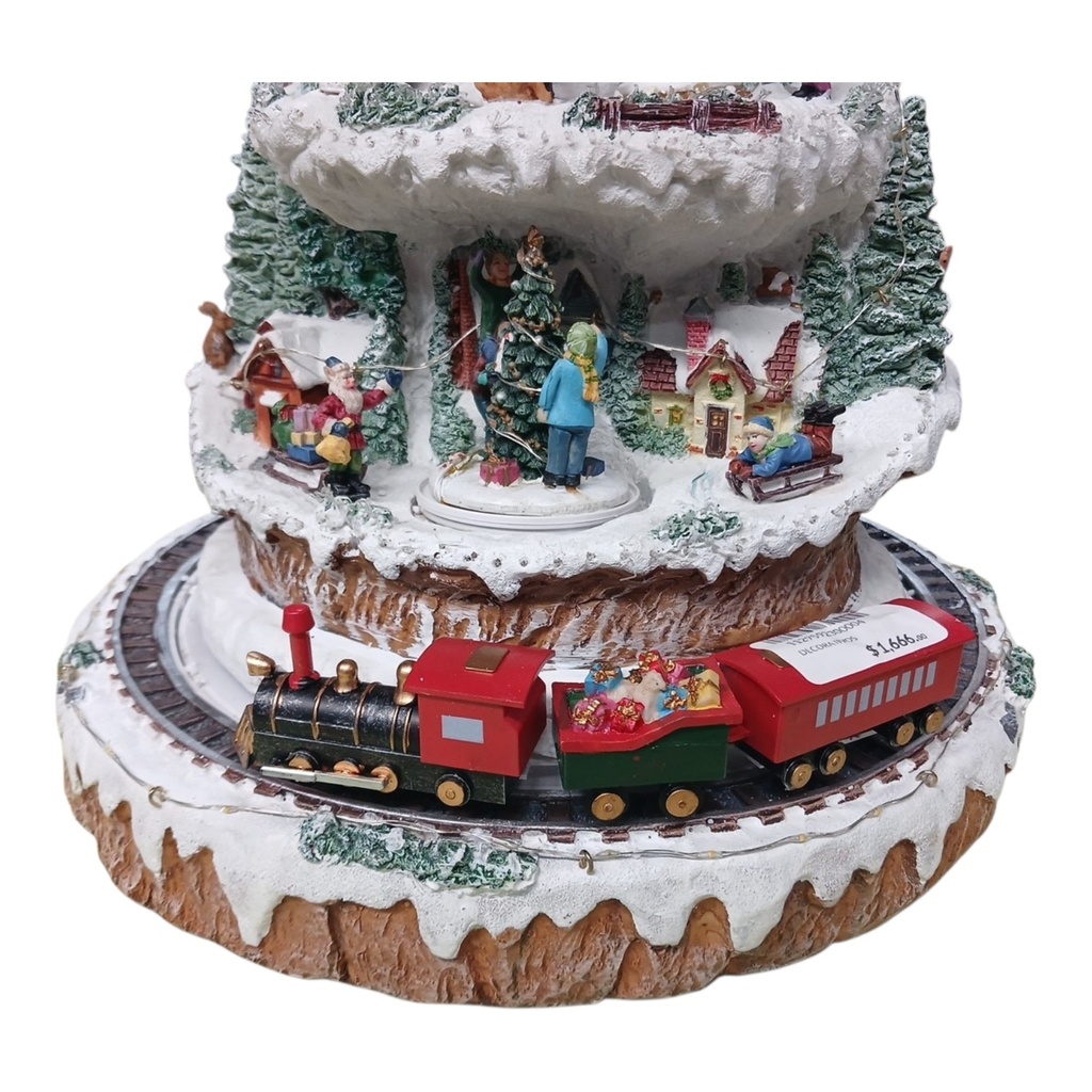 VILLA TREN PASANDO ARBOL