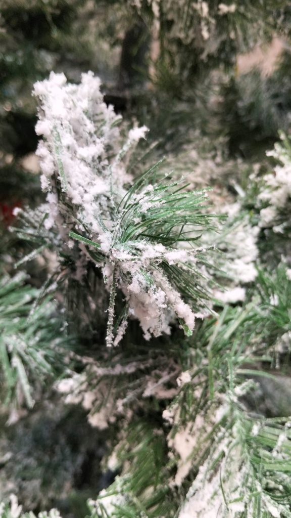 ARBOL 2.28M NEVADO SPRUCE 500 LUCES BASE 