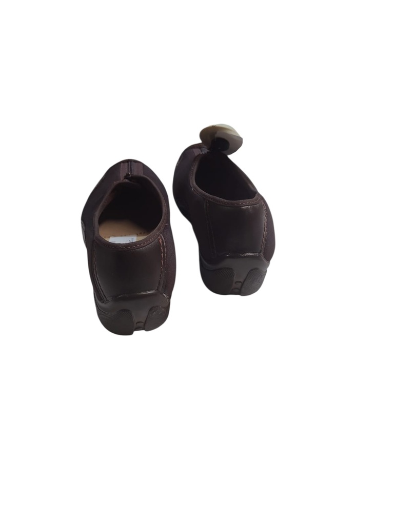 ZAPATO SUAVE PIEL CIERRE