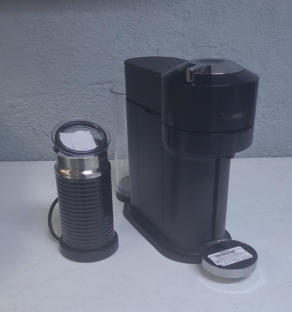 CAFETERA NESPRESSO VERTUO NEXT GCV1