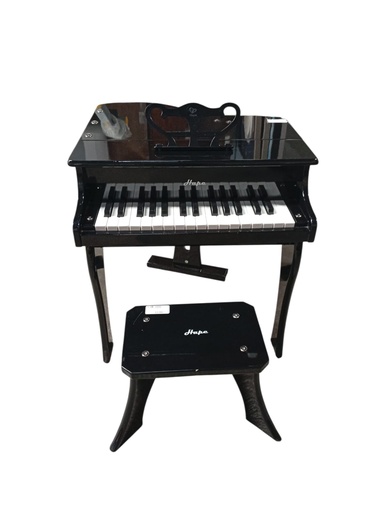 [LI12062026R29] PIANO DE COLA HAPE